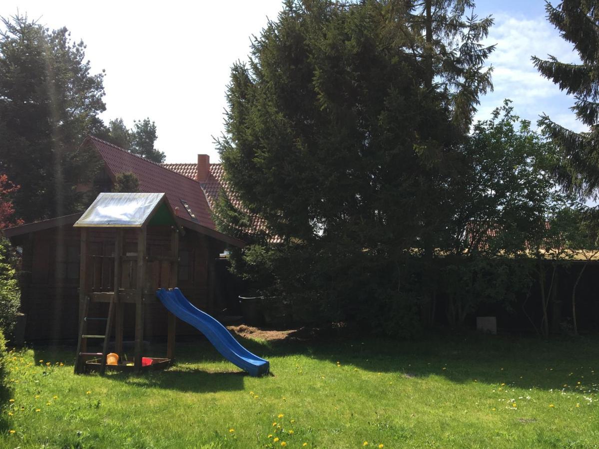 Trollhus - Grosses Familienfreundliches Ferienhaus Born Eksteriør bilde
