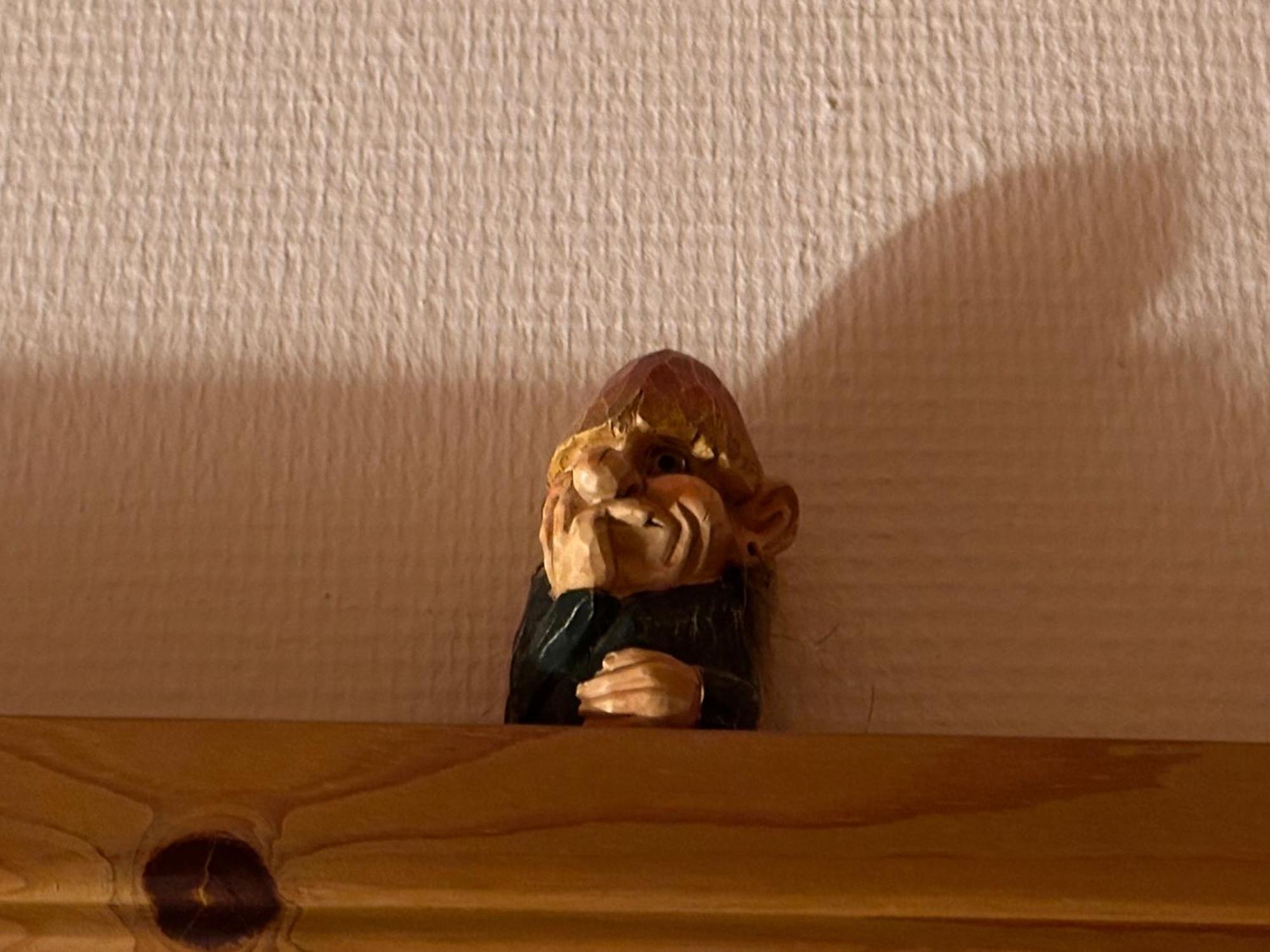 Trollhus - Grosses Familienfreundliches Ferienhaus Born Eksteriør bilde